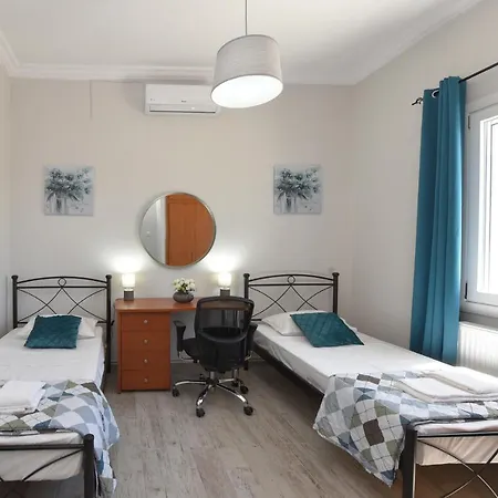 Agni's House * Posidhonía