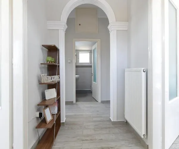 Agni's House Hébergement de vacances *